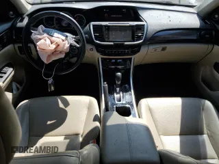 2017 Honda Accord Touring with VIN 1HGCR3F98HA021731, listed as a Copart auction lot 53645455 with 130,907 mi miles and Salvage title. Bid and sale history available at DreamBid. Image 8.
