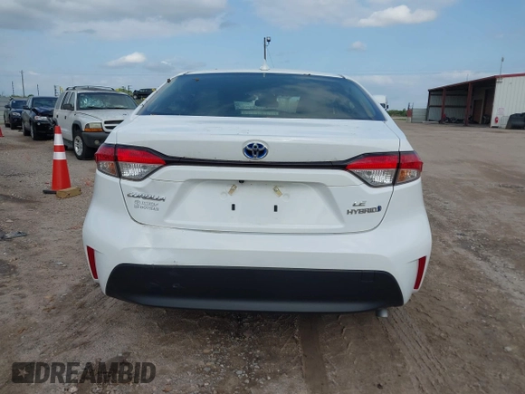 2024 Toyota Corolla Hybrid LE with VIN JTDBCMFE3R3048792, listed as a IAAI auction lot 41915869 with 22,899 mi miles. Bid and sale history available at carsss.com. Image 16.