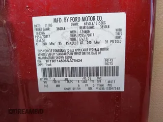2006 Ford F-150 XL with VIN 1FTRF14506NA75424, listed as a IAAI auction lot 41580902 with 229,696 mi miles. Bid and sale history available at carsss.com. Image 9.