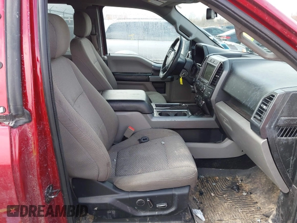 2018 Ford F-150 XL z VIN 1FTFX1E5XJFB66587, wystawiony jako IAAI lot #41870713 z przebiegiem 72 991 mil mil oraz . Historia ofert i sprzedaży dostępna na DreamBid. Obrazek 5.
