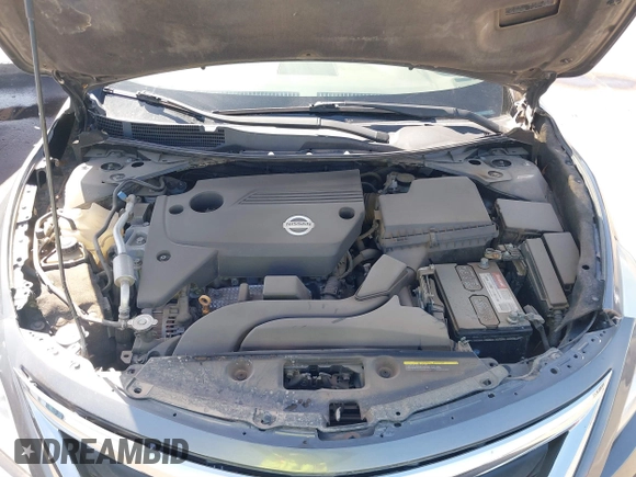 2014 Nissan Altima S with VIN 1N4AL3AP2EN334894, listed as a IAAI auction lot 41761285 with 138,636 mi miles and . Bid and sale history available at carsss.com. Image 10.