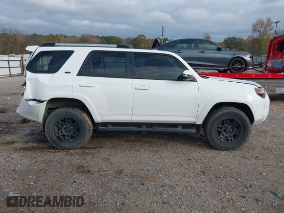 2021 Toyota 4Runner SR5 Premium with VIN JTENU5JR8M5895911, listed as a IAAI auction lot 41052577 with 60,111 mi miles and . Bid and sale history available at DreamBid. Image 14.