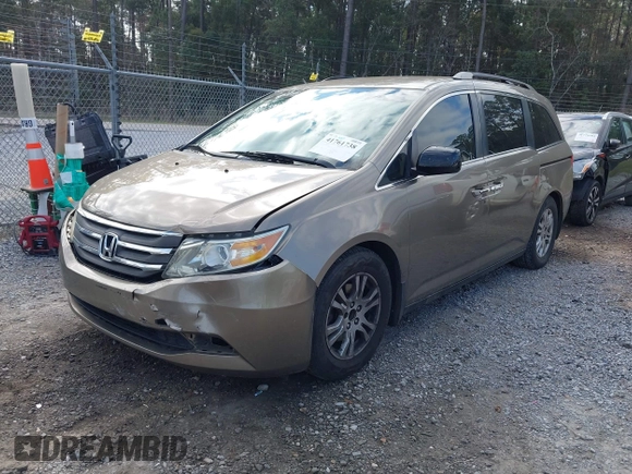 2013 Honda Odyssey EX z VIN 5FNRL5H40DB038886, wystawiony jako IAAI lot #41761738 z przebiegiem 244 107 mil mil oraz . Historia ofert i sprzedaży dostępna na DreamBid. Obrazek 17.