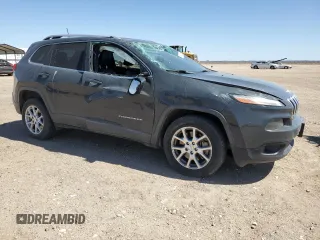 2018 Jeep Cherokee Latitude Plus with VIN 1C4PJLLX3JD577458, listed as a Copart auction lot 58023255 with 112,788 mi miles and Salvage title. Bid and sale history available at DreamBid. Image 4.