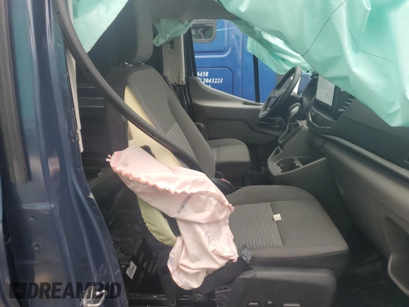 2024 Ford Transit Cargo z VIN 1FTBW2YG1RKB57199, wystawiony jako Copart lot #51781745 z przebiegiem 1 812 mil mil oraz Szkoda całkowita • Salvage title. Historia ofert i sprzedaży dostępna na DreamBid. Obrazek 11.