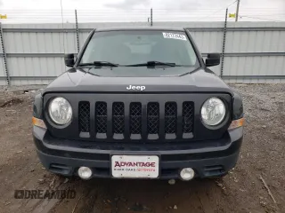 2016 Jeep Patriot Sport with VIN 1C4NJRBB0GD668714, listed as a Copart auction lot 82172443 with 194,940 mi miles and Clean Title. Bid and sale history available at carsss.com. Image 5.