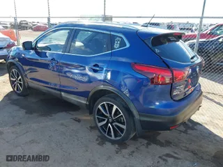 2017 Nissan Rogue Sport S with VIN JN1BJ1CP3HW004298, listed as a IAAI auction lot 41327345 with 71,275 mi miles. Bid and sale history available at carsss.com. Image 3.