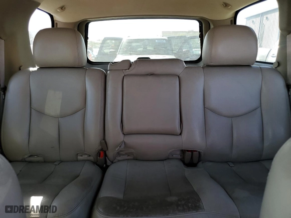 2004 Chevrolet Tahoe LT with VIN 1GNEK13T84J286506, listed as a Copart auction lot 44009595 with 212,139 mi miles and Salvage Title. Bid and sale history available at carsss.com. Image 10.