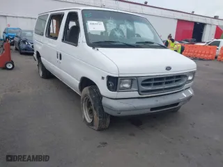 2000 Ford Econoline Cargo Van with VIN 1FTNE24L3YHA72198, listed as a IAAI auction lot 41829711 with 295,260 mi miles. Bid and sale history available at carsss.com. Image 1.