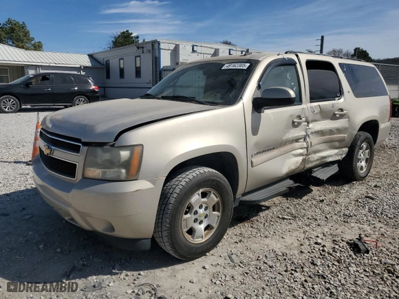 2007 Chevrolet Suburban LT with VIN 1GNFK16317J299845, listed as a Copart auction lot 49162305 with 111,750 mi miles and Salvage Title. Bid and sale history available at carsss.com. Image 1.