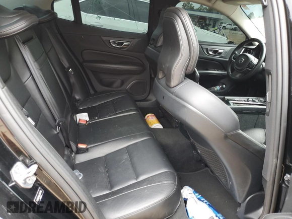 2020 Volvo S60 Momentum with VIN 7JR102FKXLG037045, listed as a Copart auction lot 62128913 with 38,002 mi miles. Bid and sale history available at carsss.com. Image 10.