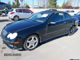 2009 Mercedes-Benz CLK-Class 3.5L with VIN WDBTK56GX9T107902, listed as a IAAI auction lot 41867771 with 134,939 mi miles. Bid and sale history available at carsss.com. Image 2.