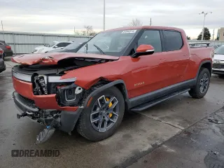 2022 Rivian R1T Launch Edition with VIN 7FCTGAAL9NN004625, listed as a Copart auction lot 84844314 with 139 mi miles and Salvage Title. Bid and sale history available at carsss.com. Image 1.