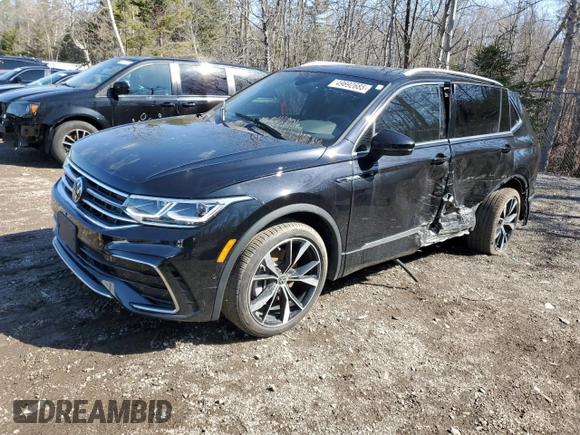 2024 Volkswagen Tiguan SEL R-Line with VIN 3VV4B7AX5RM118962, listed as a Copart auction lot 49692685 with 15,320 mi miles and Clean title. Bid and sale history available at DreamBid. Image 1.