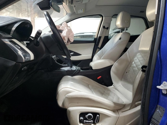 2018 Jaguar E-Pace SE z VIN SADFP2FX5J1Z01340, wystawiony jako Copart lot #41626635 z przebiegiem 104 356 mil mil oraz Nie do naprawy • Non repairable. Historia ofert i sprzedaży dostępna na DreamBid. Obrazek 7.
