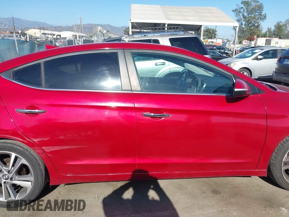 2017 Hyundai Elantra SE z VIN 5NPD84LF7HH063760, wystawiony jako IAAI lot #42327207 z przebiegiem 51 615 mil mil oraz . Historia ofert i sprzedaży dostępna na DreamBid. Obrazek 13.