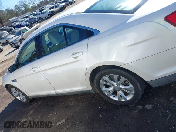 2010 Ford Taurus SEL with VIN 1FAHP2EW1AG148874, listed as a IAAI auction lot 41129750 with 205,578 mi miles and . Bid and sale history available at carsss.com. Image 14.
