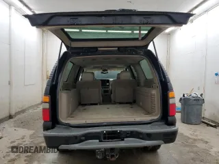2004 Chevrolet Suburban LS with VIN 3GNFK16Z64G170047, listed as a Copart auction lot 47558715 with 354,802 mi miles and Salvage Title. Bid and sale history available at carsss.com. Image 6.
