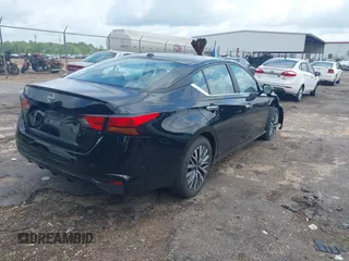 2025 Nissan Altima SV z VIN 1N4BL4DV9SN375653, wystawiony jako IAAI lot #42509470 z przebiegiem 6 362 mil mil oraz . Historia ofert i sprzedaży dostępna na DreamBid. Obrazek 4.