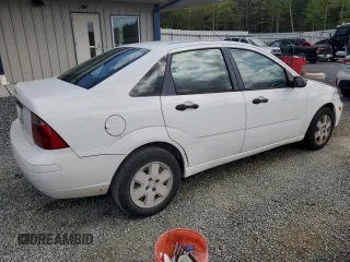2007 Ford Focus S with VIN 1FAHP34N27W229136, listed as a Copart auction lot 52704755 with 322,968 mi miles and Salvage Title. Bid and sale history available at carsss.com. Image 3.