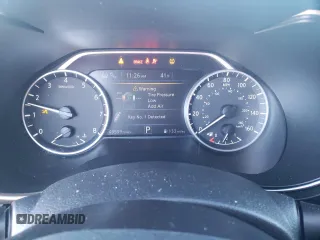 2019 Nissan Maxima Platinum z VIN 1N4AA6AV9KC374886, wystawiony jako Copart lot #74562913 z przebiegiem 49 599 mil mil oraz Szkoda całkowita • Salvage title. Historia ofert i sprzedaży dostępna na DreamBid. Obrazek 9.