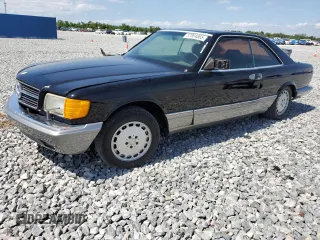 1988 Mercedes-Benz 560 z VIN WDBCA45D3JA417782, wystawiony jako Copart lot #57804865 z przebiegiem 148 888 mil mil oraz Tytuł czysty. Historia ofert i sprzedaży dostępna na DreamBid. Obrazek 1.