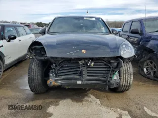 2017 Porsche Cayenne z VIN WP1AA2A25HKA81573, wystawiony jako Copart lot #44946605 z przebiegiem 119 146 mil mil oraz Szkoda całkowita • Salvage title. Historia ofert i sprzedaży dostępna na DreamBid. Obrazek 5.