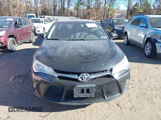 2017 Toyota Camry XLE with VIN 4T1BF1FK3HU335825, listed as a IAAI auction lot 41281060 with 301,204 mi miles and . Bid and sale history available at DreamBid. Image 12.