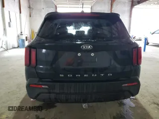 2021 Kia Sorento LX z VIN 5XYRG4LC1MG061390, wystawiony jako Copart lot #47302825 z przebiegiem 64 148 mil mil oraz Szkoda całkowita • Salvage title. Historia ofert i sprzedaży dostępna na DreamBid. Obrazek 6.