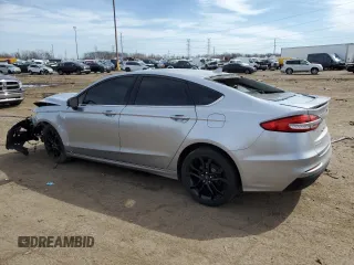 2020 Ford Fusion SE z VIN 3FA6P0HD1LR107923, wystawiony jako Copart lot #48995215 z przebiegiem 62 549 mil mil oraz Nie do naprawy • Non repairable. Historia ofert i sprzedaży dostępna na DreamBid. Obrazek 2.