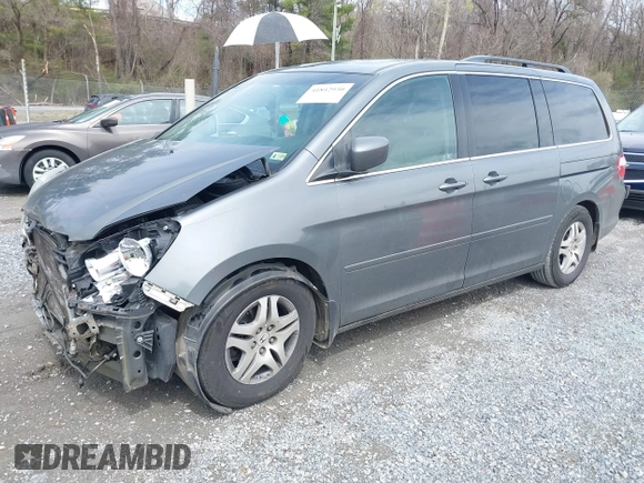 2007 Honda Odyssey EX-L with VIN 5FNRL38797B093792, listed as a IAAI auction lot 41842930 with 252,552 mi miles. Bid and sale history available at carsss.com. Image 2.