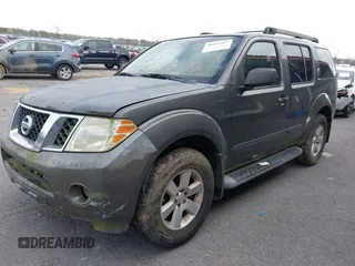 2008 Nissan Pathfinder S with VIN 5N1AR18U98C631956, listed as a IAAI auction lot 41193987 with 172,596 mi miles. Bid and sale history available at carsss.com. Image 2.