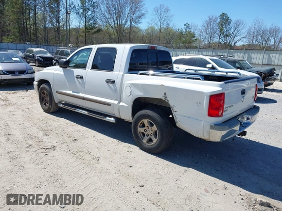 2006 Dodge Dakota SLT with VIN 1D7HE48N86S639435, listed as a IAAI auction lot 41863389 with 173,248 mi miles and . Bid and sale history available at carsss.com. Image 3.