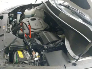 2019 Kia Sorento L with VIN 5XYPG4A34KG503490, listed as a IAAI auction lot 43218576 with 124,289 mi miles and . Bid and sale history available at DreamBid. Image 19.