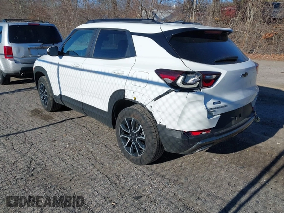 2024 Chevrolet TrailBlazer ACTIV with VIN KL79MSSL1RB045414, listed as a IAAI auction lot 41228708 with 10,811 mi miles and . Bid and sale history available at DreamBid. Image 3.