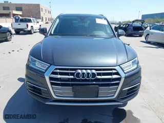 2019 Audi Q5 Premium with VIN WA1ANAFY2K2040638, listed as a IAAI auction lot 42095555 with 98,990 mi miles. Bid and sale history available at carsss.com. Image 12.