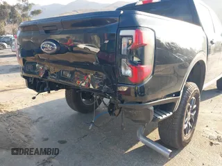 2024 Ford Ranger XLT with VIN 1FTER4GH0RLE22652, listed as a IAAI auction lot 41400573 with 7,823 mi miles. Bid and sale history available at carsss.com. Image 6.