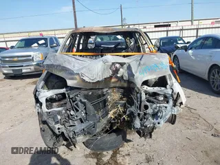 2005 Ford Escape Limited с VIN 1FMYU94105KA90031, выставлен на аукционе IAAI как лот 41749186 с пробегом Не указан миль и . История ставок и продаж доступна на DreamBid. Изображение 11.