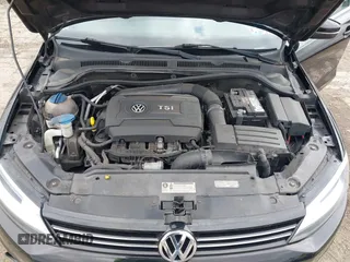 2014 Volkswagen Jetta SEL z VIN 3VWL17AJ3EM379295, wystawiony jako IAAI lot #41897734 z przebiegiem 124 344 mil mil oraz . Historia ofert i sprzedaży dostępna na DreamBid. Obrazek 10.