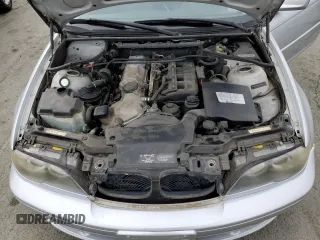 2004 BMW 3 Series 325Ci z VIN WBABV13464JT20306, wystawiony jako Copart lot #79037574 z przebiegiem 136 852 mil mil oraz Czysty tytuł • Clean title. Historia ofert i sprzedaży dostępna na DreamBid. Obrazek 11.