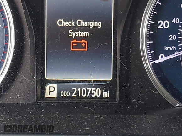 2015 Toyota Camry XLE with VIN 4T1BF1FKXFU955780, listed as a IAAI auction lot 41731667 with 210,750 mi miles and . Bid and sale history available at DreamBid. Image 7.