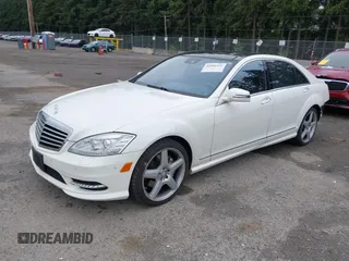 2013 Mercedes-Benz S 550 with VIN WDDNG9EB8DA527614, listed as a IAAI auction lot 42592337 with 71,423 mi miles and . Bid and sale history available at DreamBid. Image 2.