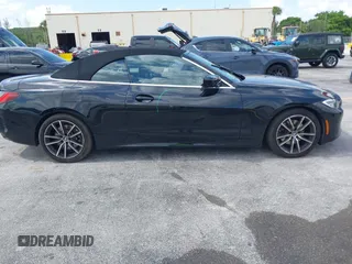 2024 BMW 4 Series 430i z VIN WBA23AT06RCP83691, wystawiony jako IAAI lot #42318871 z przebiegiem 31 615 mil mil oraz . Historia ofert i sprzedaży dostępna na DreamBid. Obrazek 14.