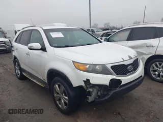 2012 Kia Sorento EX with VIN 5XYKUCA69CG230619, listed as a IAAI auction lot 41453956 with 161,778 mi miles. Bid and sale history available at carsss.com. Image 6.