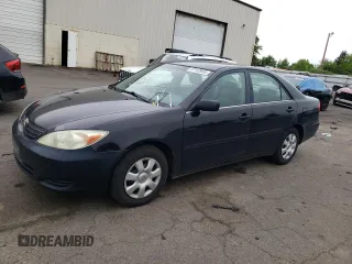 2004 Toyota Camry LE z VIN 4T1BE32KX4U380789, wystawiony jako Copart lot #57142645 z przebiegiem 226 106 mil mil oraz Szkoda całkowita • Salvage title. Historia ofert i sprzedaży dostępna na DreamBid. Obrazek 1.