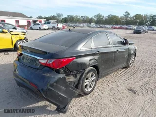 2011 Hyundai Sonata GLS with VIN 5NPEB4ACXBH298675, listed as a IAAI auction lot 41021020 with 160,588 mi miles. Bid and sale history available at carsss.com. Image 4.