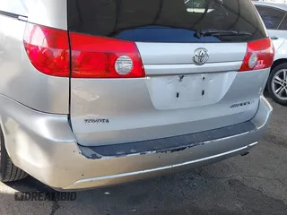 2006 Toyota Sienna CE with VIN 5TDZA23C56S508377, listed as a IAAI auction lot 41686756 with 167,465 mi miles. Bid and sale history available at carsss.com. Image 15.