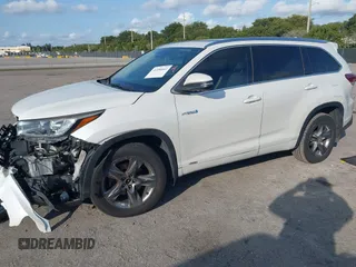 2018 Toyota Highlander Hybrid Limited z VIN 5TDDGRFH7JS040072, wystawiony jako IAAI lot #41490441 z przebiegiem 121 677 mil mil oraz . Historia ofert i sprzedaży dostępna na DreamBid. Obrazek 17.