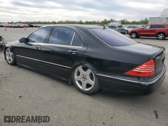 2003 Mercedes-Benz S-Class 5.0L with VIN WDBNG75J83A326783, listed as a Copart auction lot 81931274 with 242,197 mi miles and Clean Title. Bid and sale history available at carsss.com. Image 2.