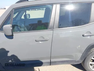 2021 Jeep Renegade Latitude with VIN ZACNJCBB3MPN26557, listed as a IAAI auction lot 41721170 with 31,893 mi miles and . Bid and sale history available at DreamBid. Image 14.